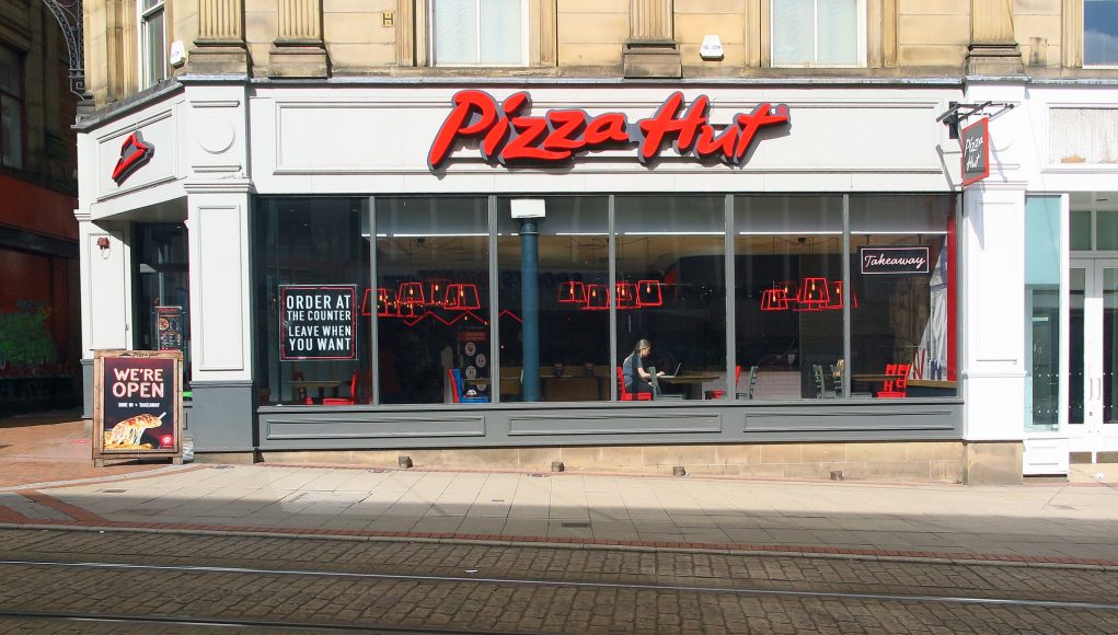 What you need to know before applying for a job at Pizza Hut with a felony