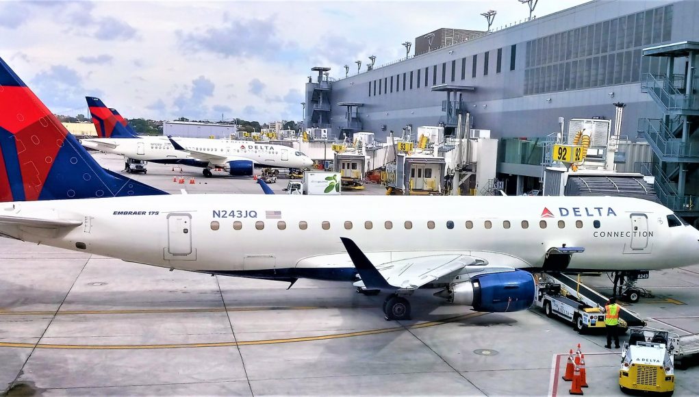 What are the advancement opportunities at Delta Airlines?