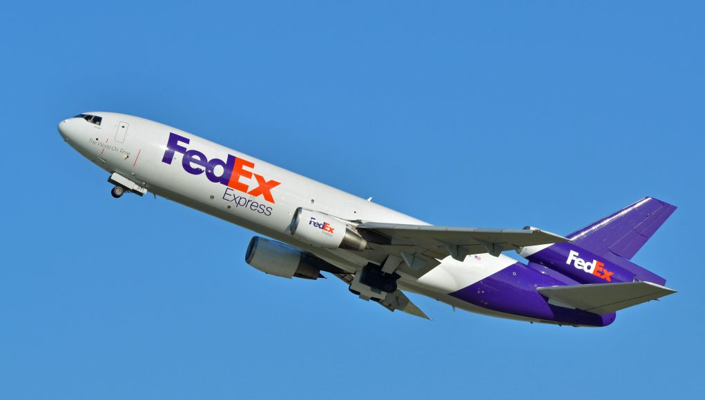 How to get a job at FedEx if you have a felony