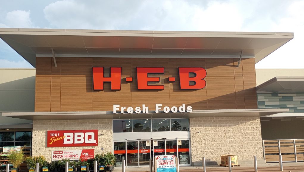 How to turn your criminal record into a job opportunity at H-E-B
